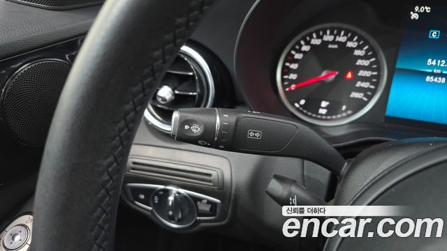 Mercedes-Benz C-Class C200