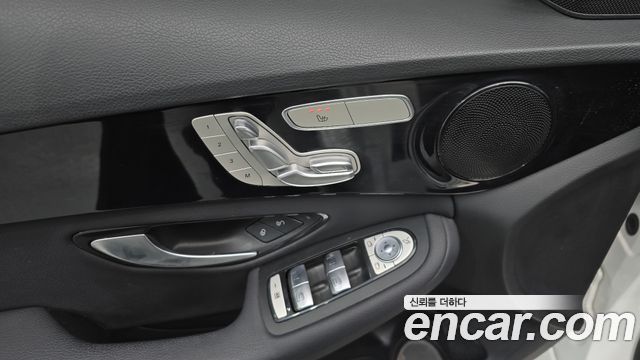 Mercedes-Benz C-Class C200