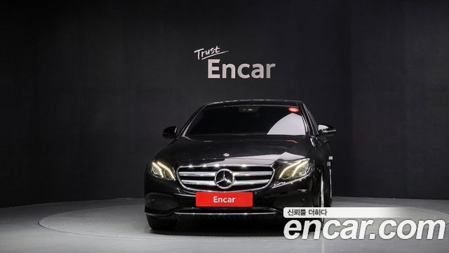 Mercedes-Benz E-Class E200 Avantgarde