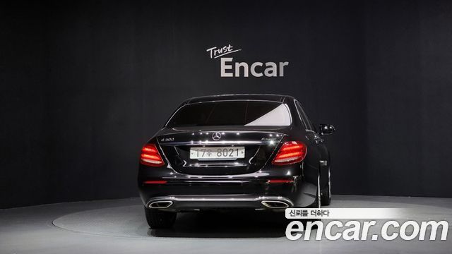 Mercedes-Benz E-Class E200 Avantgarde