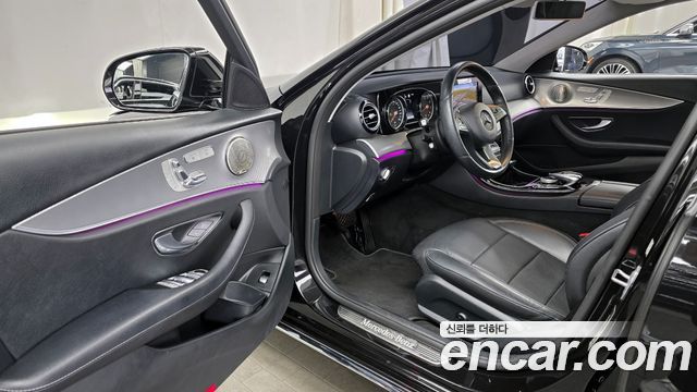 Mercedes-Benz E-Class E200 Avantgarde