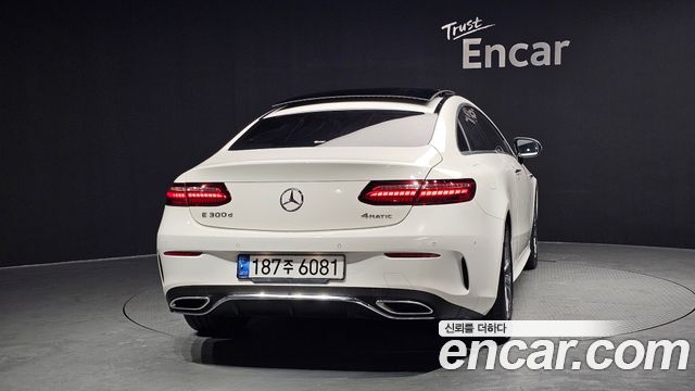 Mercedes-Benz E-Class E300d 4MATIC Coupe