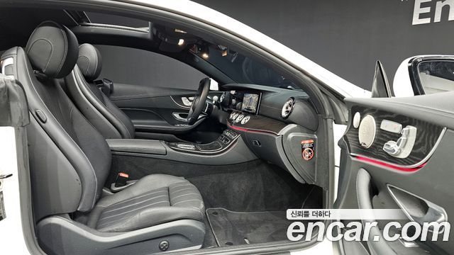 Mercedes-Benz E-Class E300d 4MATIC Coupe