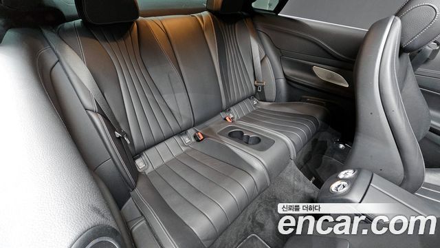 Mercedes-Benz E-Class E300d 4MATIC Coupe
