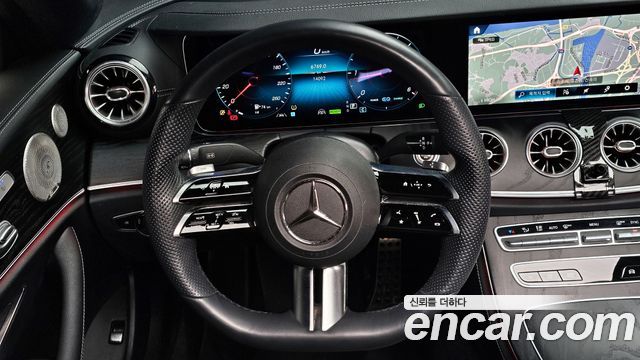Mercedes-Benz E-Class E300d 4MATIC Coupe