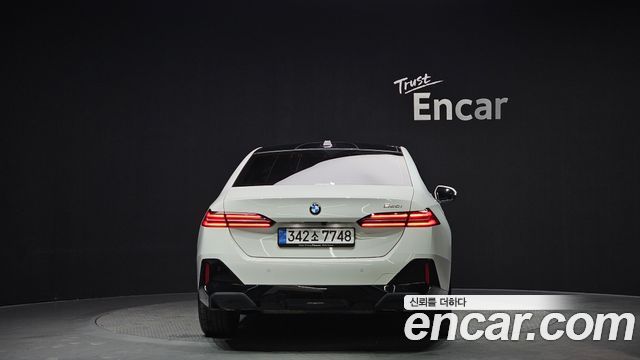BMW 5-Series 520i M Sport