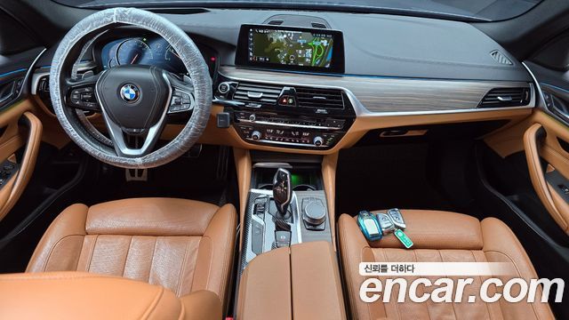 BMW 5-Series 520d xDrive M Sport Package Plus