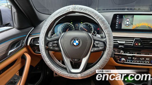 BMW 5-Series 520d xDrive M Sport Package Plus