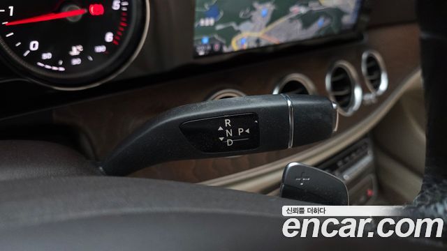Mercedes-Benz E-Class E220d Exclusive