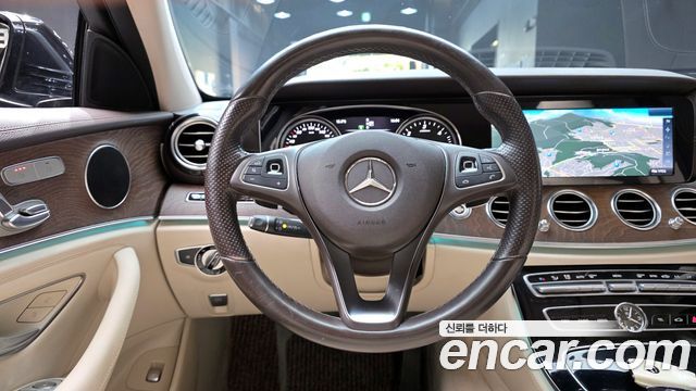 Mercedes-Benz E-Class E220d Exclusive