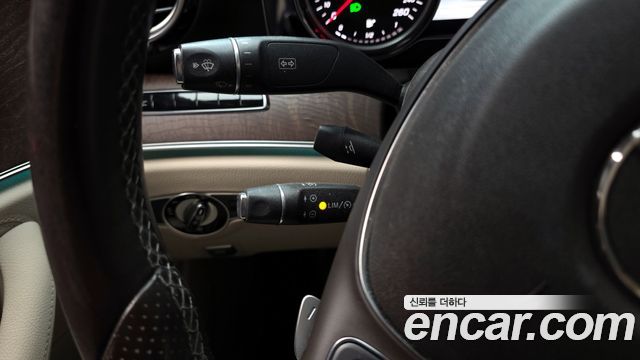 Mercedes-Benz E-Class E220d Exclusive