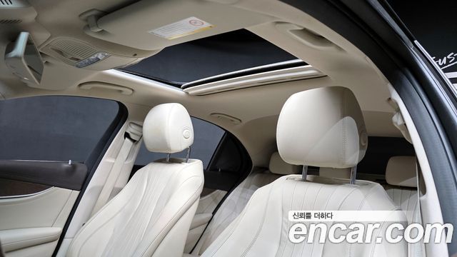 Mercedes-Benz E-Class E220d Exclusive