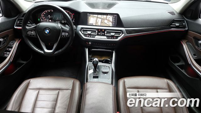 BMW 3-Series 320d Luxury