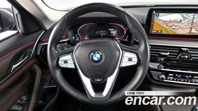 BMW 5-Series 523d Luxury