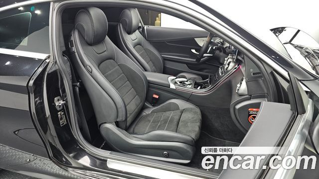 Mercedes-Benz C-Class C200 Coupe