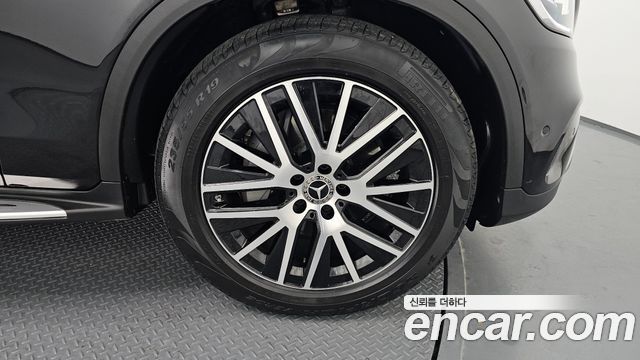 Mercedes-Benz GLC-Class GLC220 d 4MATIC