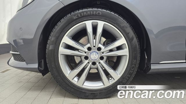 Mercedes-Benz E-Class E220 Bluetec Avantgarde