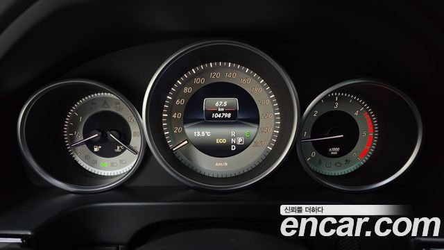 Mercedes-Benz E-Class E220 Bluetec Avantgarde