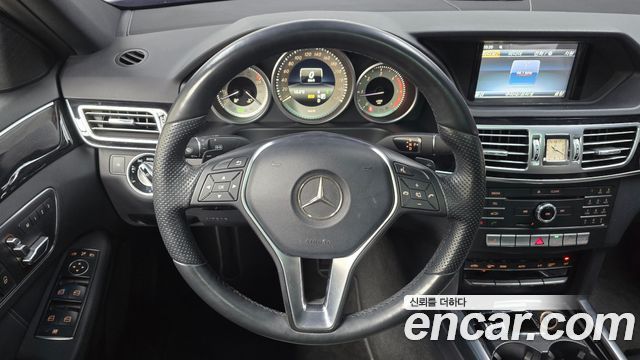 Mercedes-Benz E-Class E220 Bluetec Avantgarde