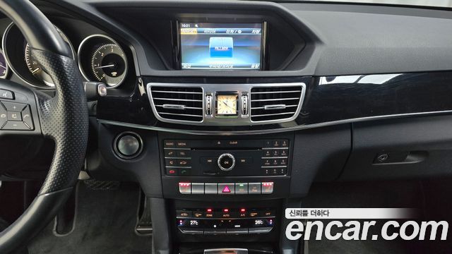 Mercedes-Benz E-Class E220 Bluetec Avantgarde
