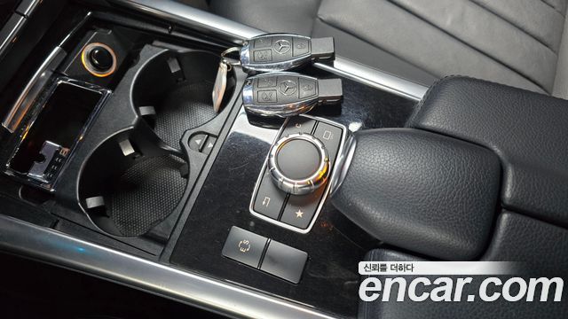 Mercedes-Benz E-Class E220 Bluetec Avantgarde