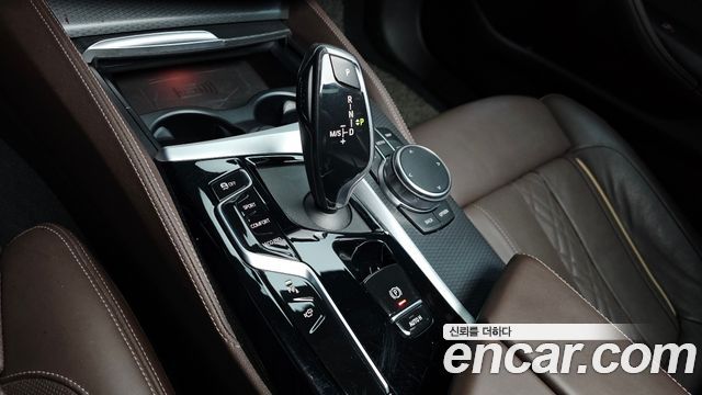 BMW 5-Series 523d xDrive M Sport