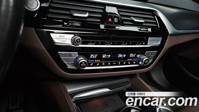 BMW 5-Series 523d xDrive M Sport
