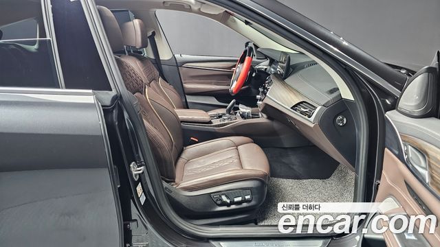BMW Gran Turismo 630i xDrive Luxury