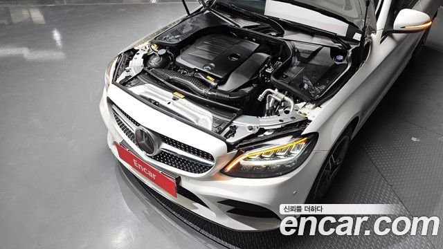Mercedes-Benz C-Class C200 AMG Line