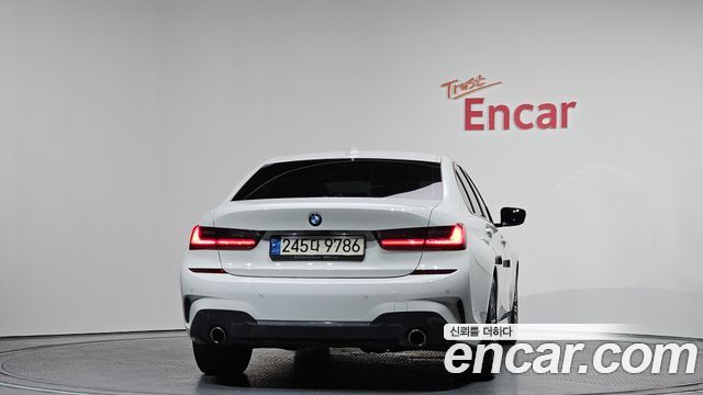 BMW 3-Series 320i M Sport