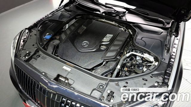Mercedes-Benz S-Class Maybach S560 4MATIC