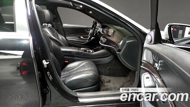 Mercedes-Benz S-Class Maybach S560 4MATIC