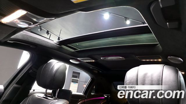 Mercedes-Benz S-Class Maybach S560 4MATIC