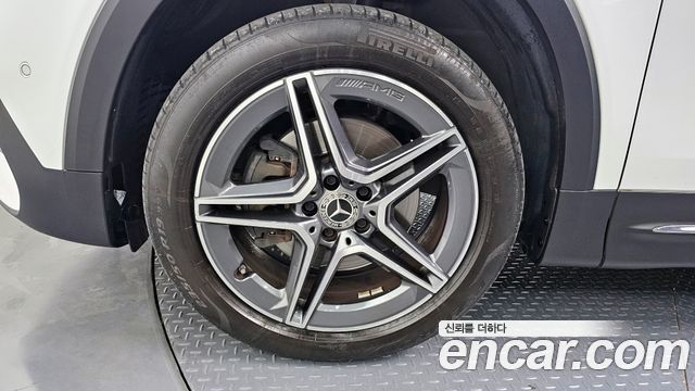 Mercedes-Benz GLB-Class GLB250 4MATIC