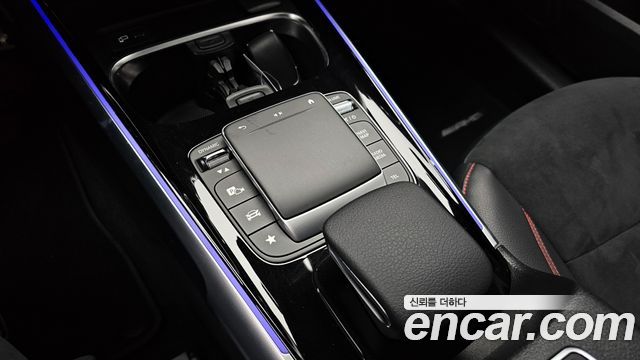 Mercedes-Benz GLB-Class GLB250 4MATIC