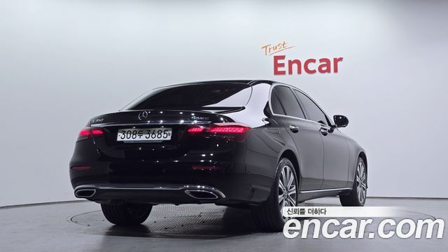 Mercedes-Benz E-Class E350 4MATIC Exclusive