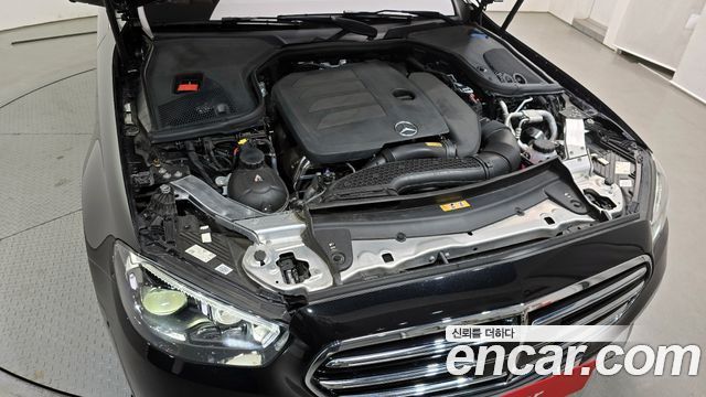 Mercedes-Benz E-Class E350 4MATIC Exclusive