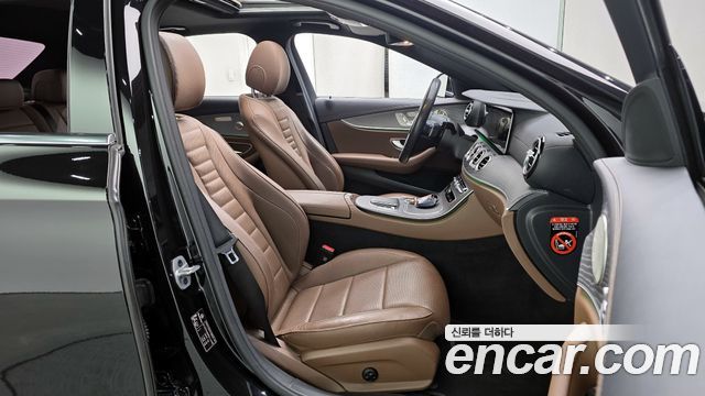 Mercedes-Benz E-Class E350 4MATIC Exclusive