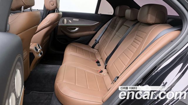 Mercedes-Benz E-Class E350 4MATIC Exclusive