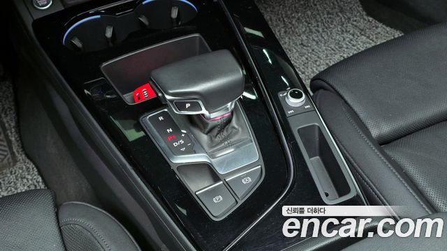 Audi A4 40 TFSI Premium