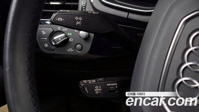 Audi A4 40 TFSI Premium