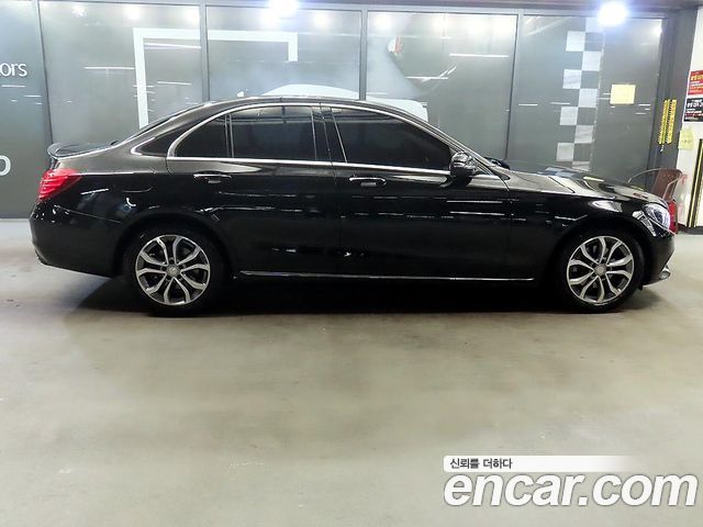 Mercedes-Benz C-Class C200 Avantgarde