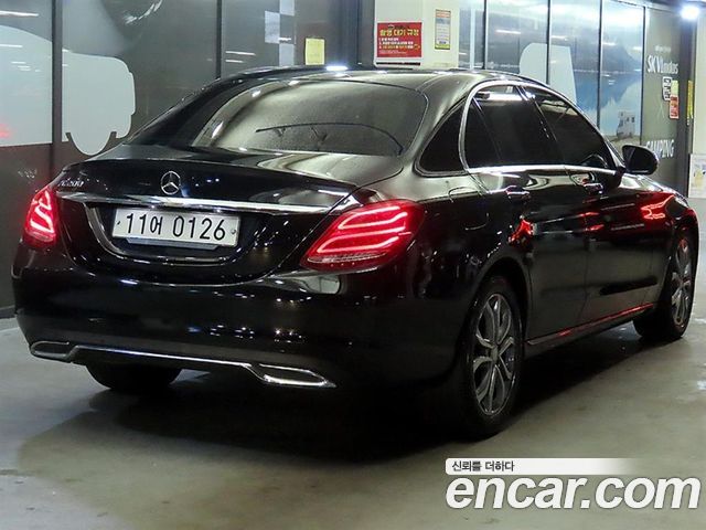 Mercedes-Benz C-Class C200 Avantgarde