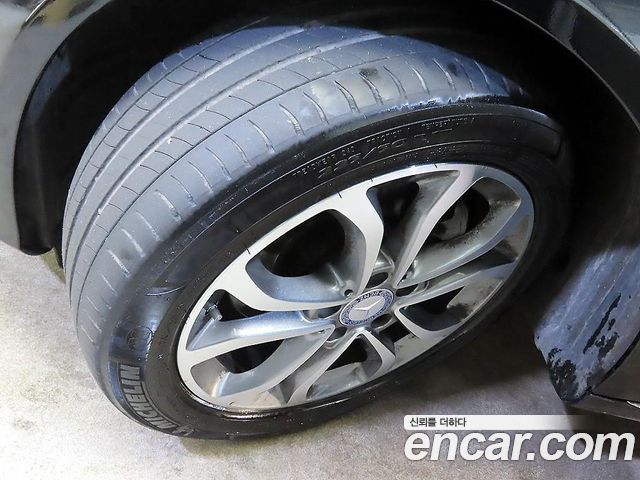 Mercedes-Benz C-Class C200 Avantgarde