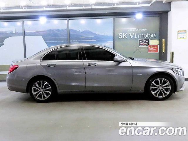 Mercedes-Benz C-Class C200 Avantgarde