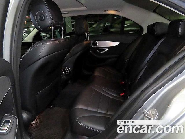Mercedes-Benz C-Class C200 Avantgarde