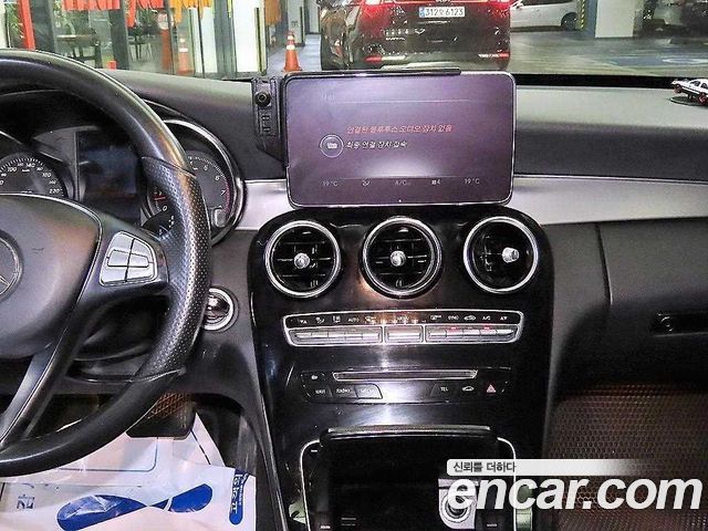 Mercedes-Benz C-Class C200 Avantgarde