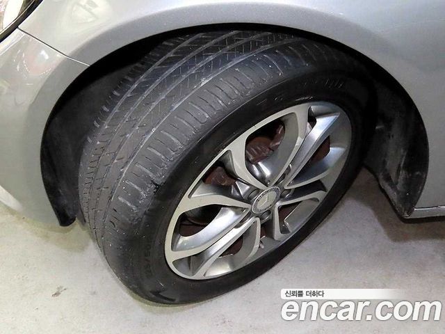 Mercedes-Benz C-Class C200 Avantgarde