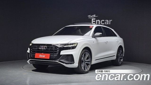 Audi Q8 55 TFSI Quattro Premium