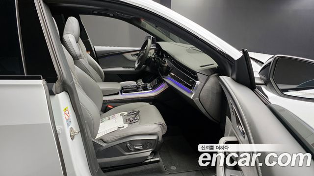 Audi Q8 55 TFSI Quattro Premium